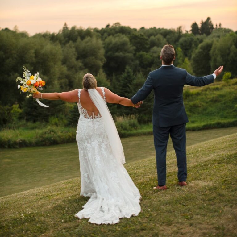 plan your wedding at the wedding society wedding show at blue mountain resort november