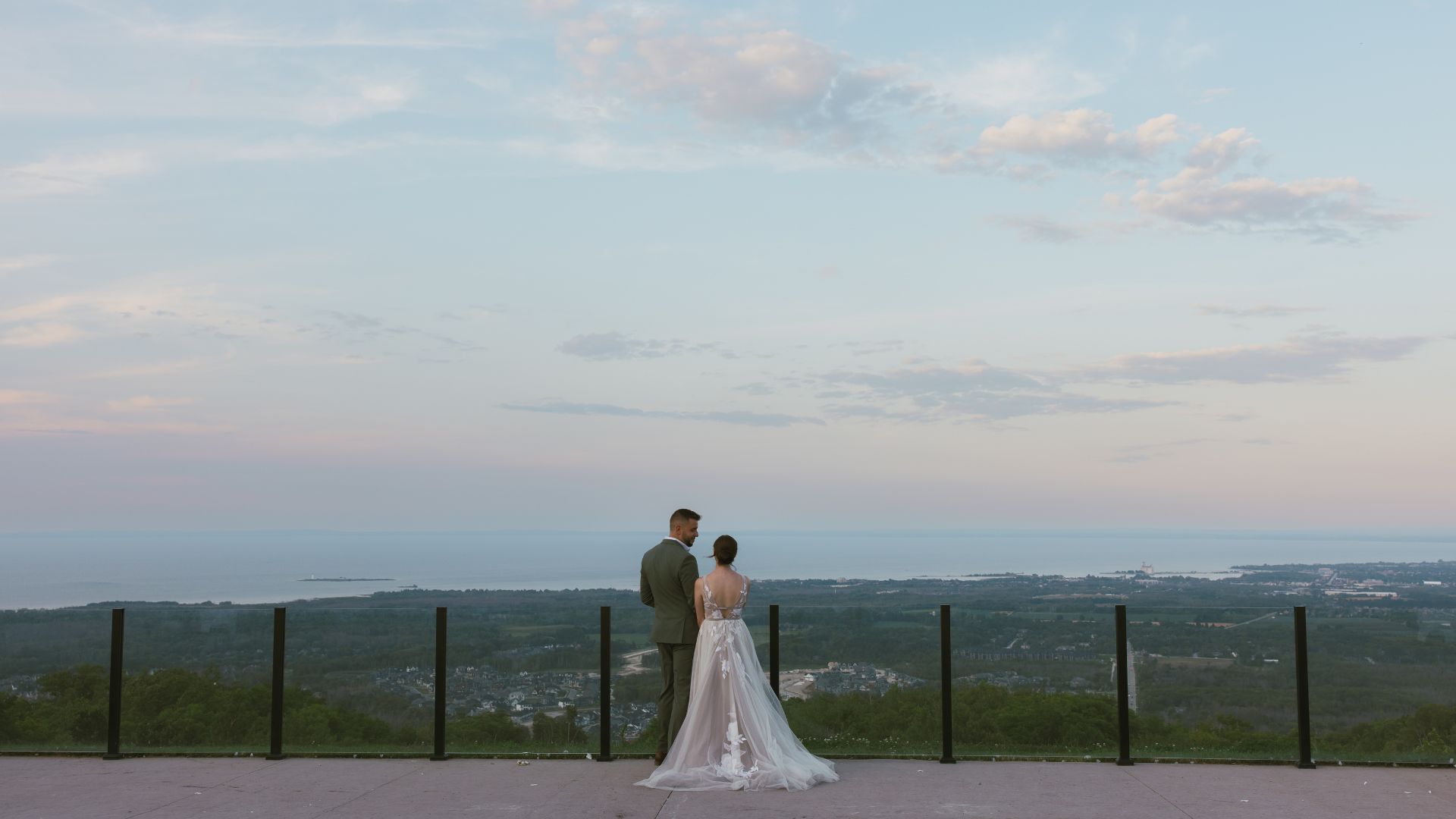 Blue Mountain wedding venue overlooking Georgian Bay