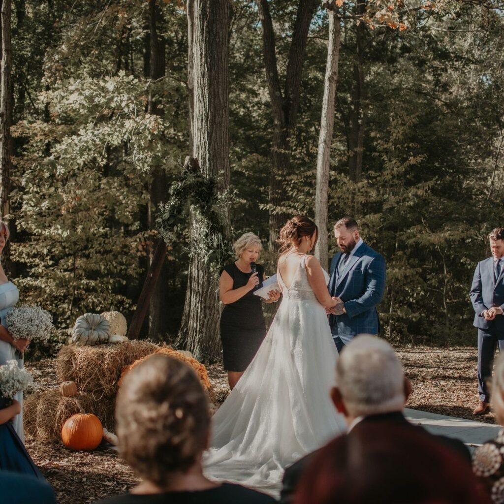 Sandra Marko, wedding officiant, georgian bay, collingwood, weddings, ceremony